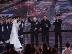 81岁袁和平获北影节终身成就奖 现场画面曝光！